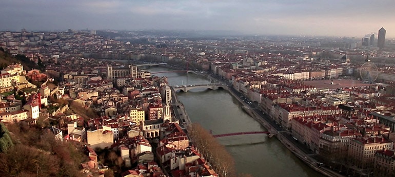 Film publicitaire TV réalisé par drone à l'hôtel Mercure de Lyon