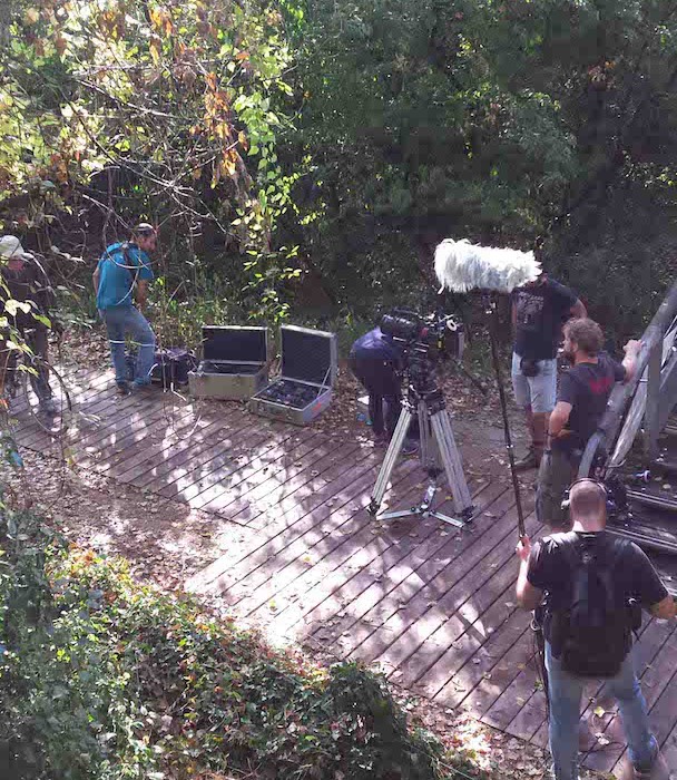 Équipe de TF1 préparant les caméras au parc de la feyssine