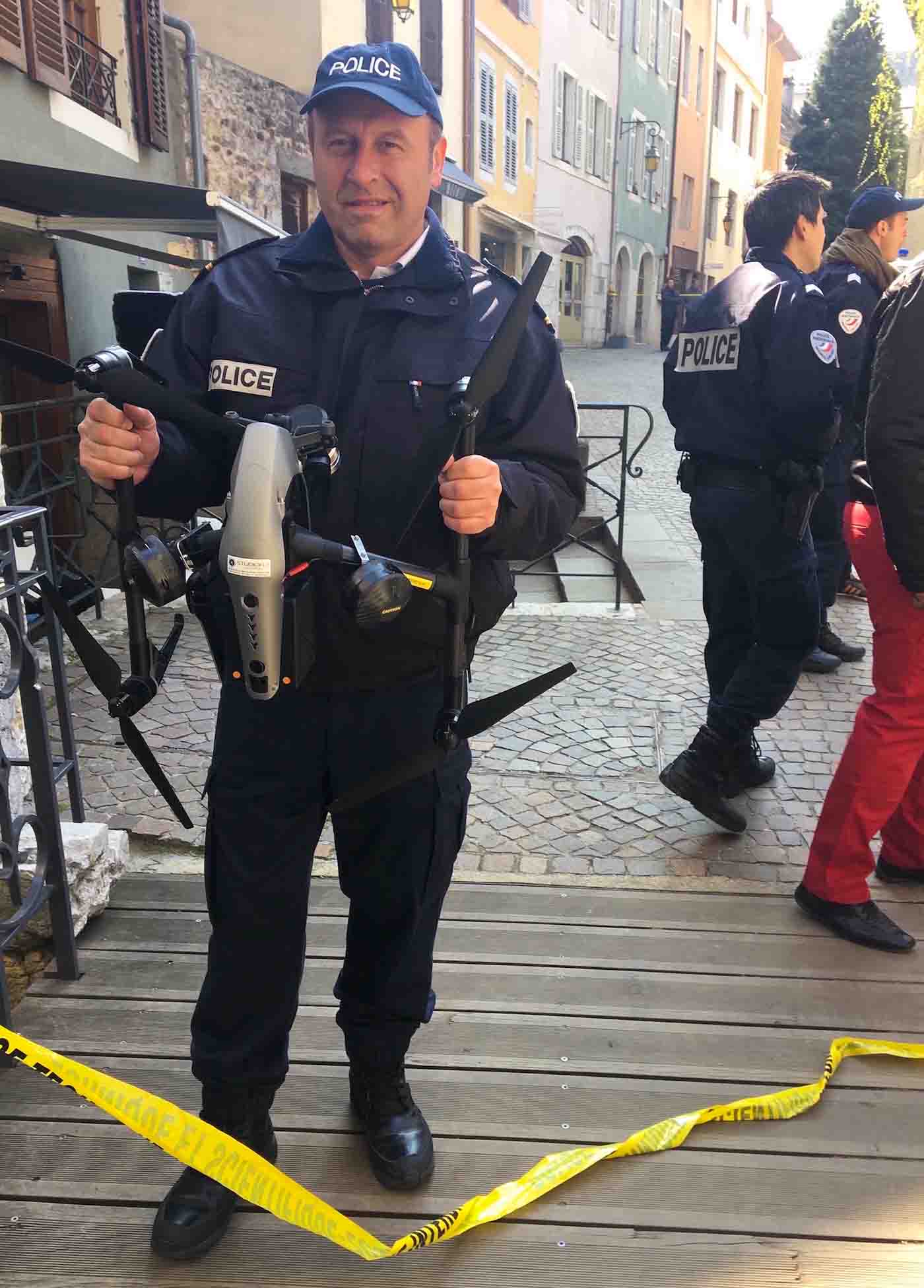 Drone avec police pour fiction Annecy