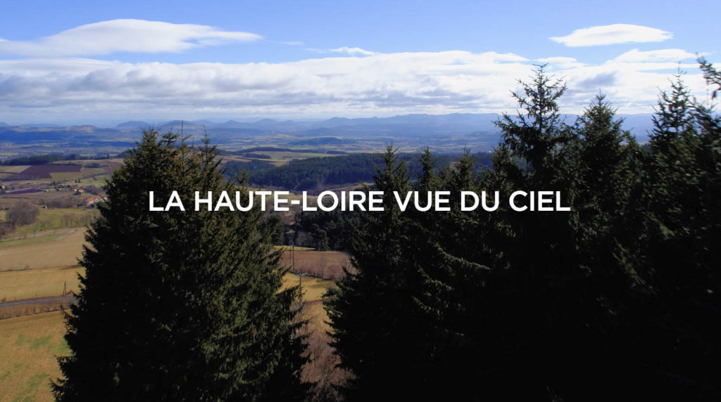 Haute loire vue du ciel par drone