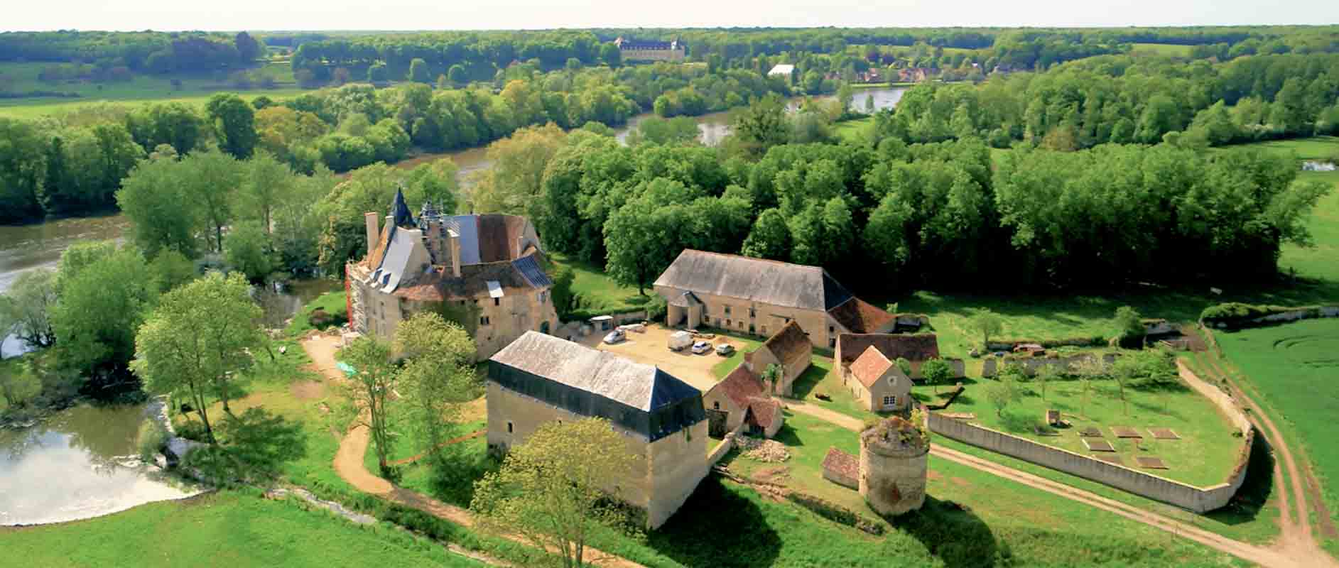 chateau de Meauce Nièvre film aérien drone