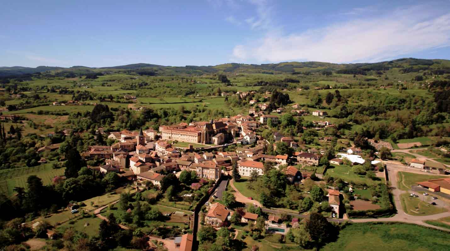 Ambierle Loire film aérien drone